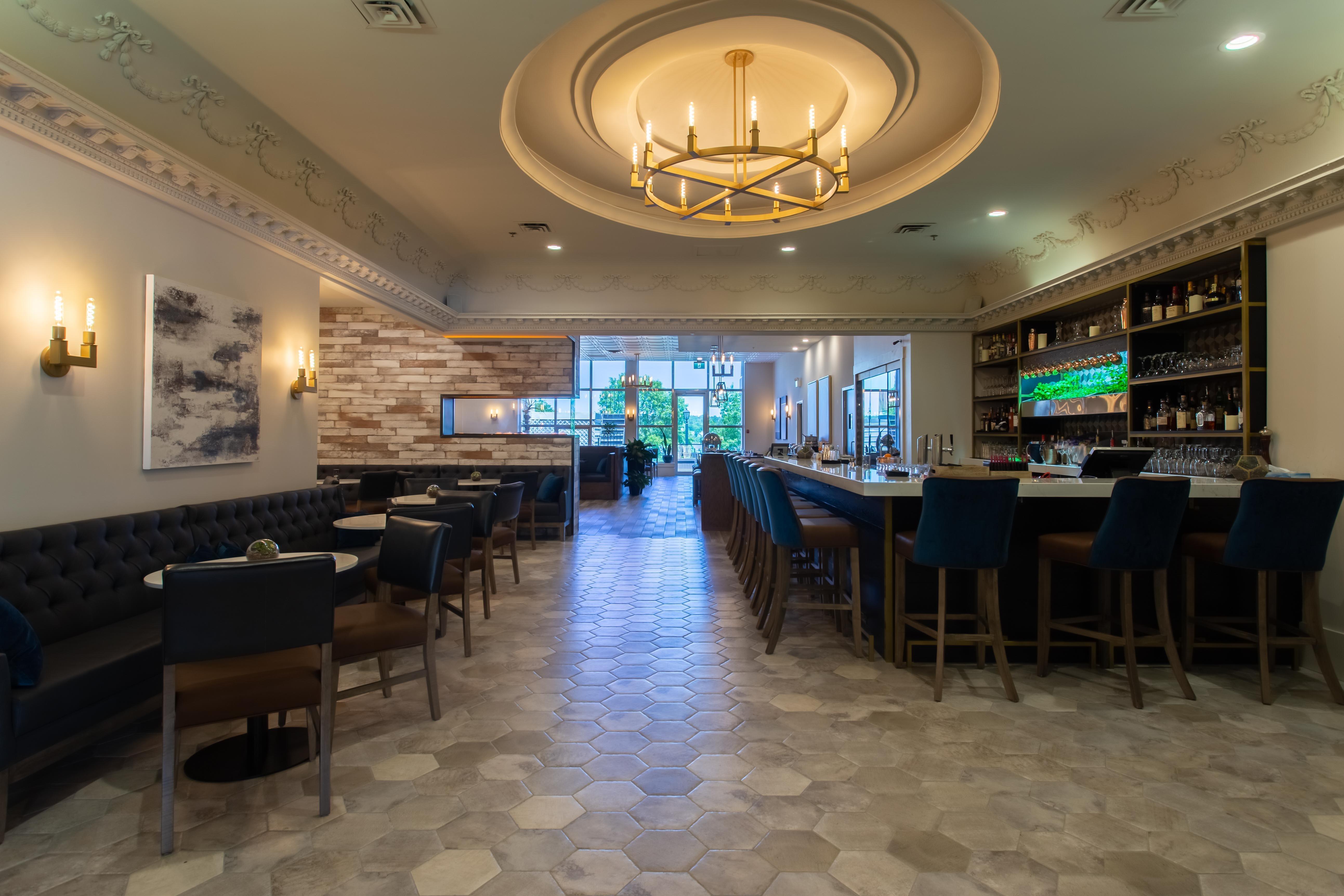 Crowne Plaza Fredericton Lord Beaverbrook By Ihg Exterior photo